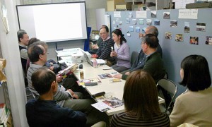 社会問題に関心の高い14名の方が集まっていました