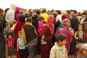 押し寄せる難民