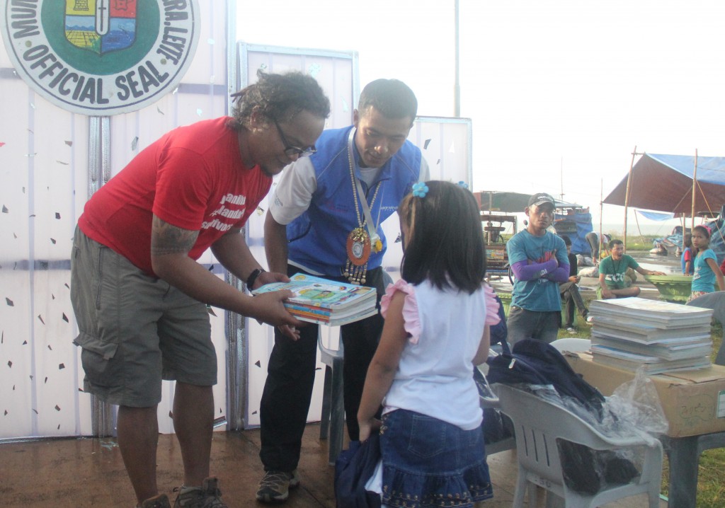 フィリピン台風被災支援