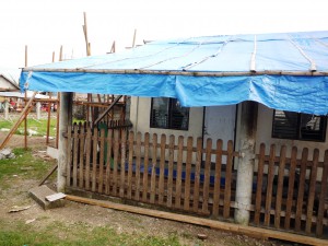 フィリピン台風被災者支援