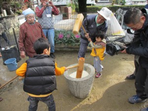餅つき03