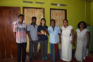 ジャスティンさん一家とPWJスタッフ